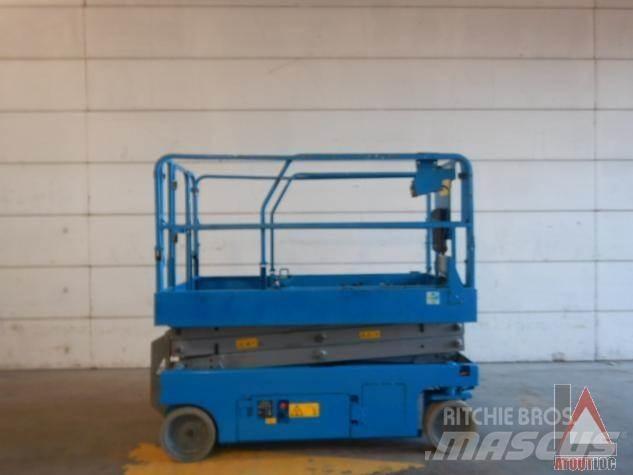 Genie GS-2046 관절형 전동이동 리프트