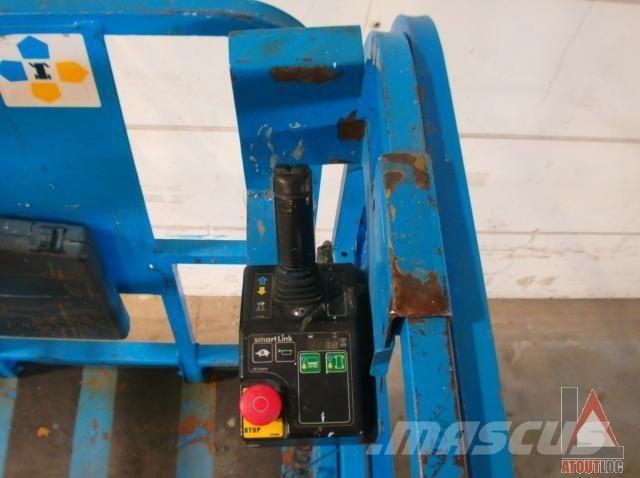 Genie GS-4047 관절형 전동이동 리프트