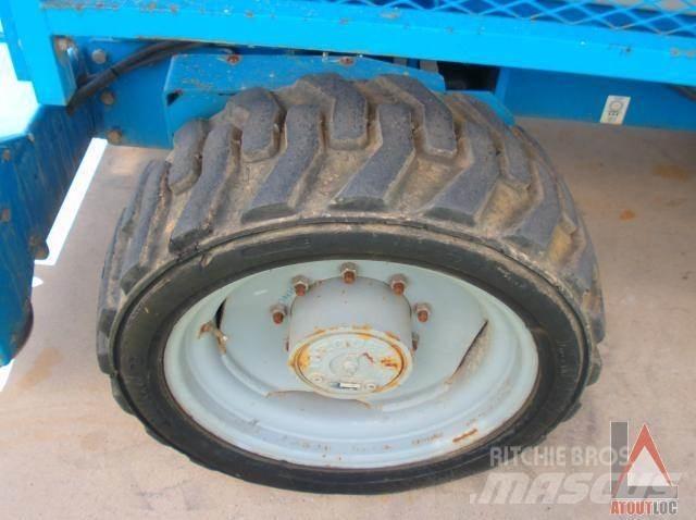 Genie GS-5390RT 관절형 전동이동 리프트