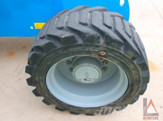 Genie S-85 관절형 전동이동 리프트