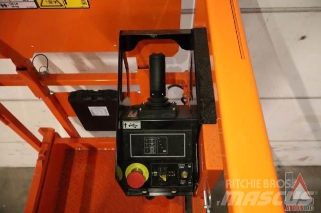 JLG 2632ES 관절형 전동이동 리프트