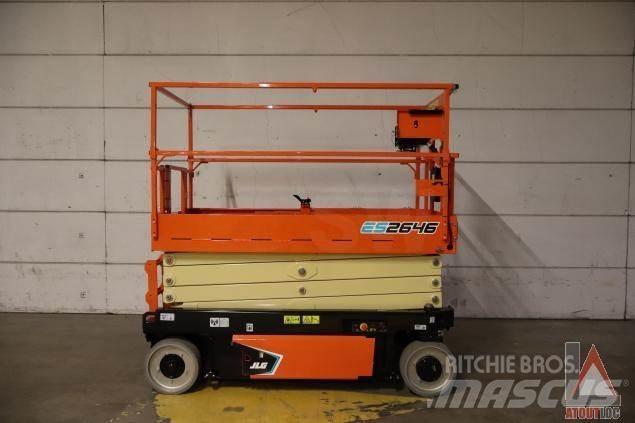 JLG 2646ES 관절형 전동이동 리프트