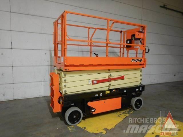 JLG R4045 관절형 전동이동 리프트
