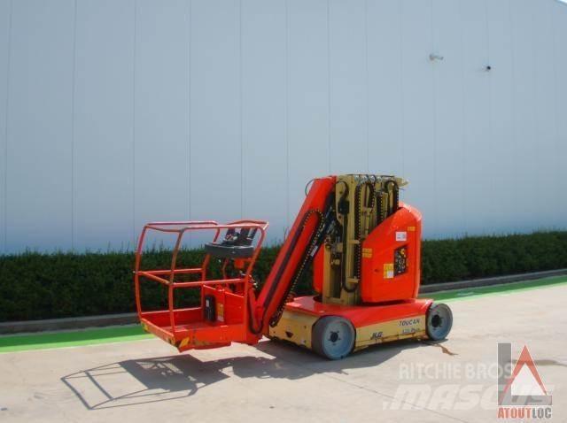 JLG TOUCAN 12E+ 관절형 전동이동 리프트