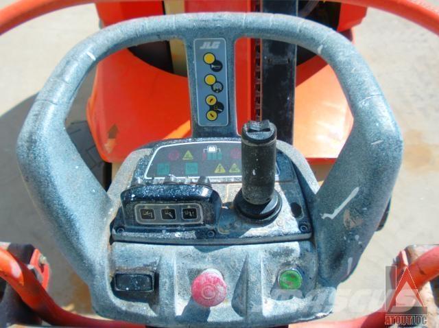 JLG TOUCAN 12E + 관절형 전동이동 리프트