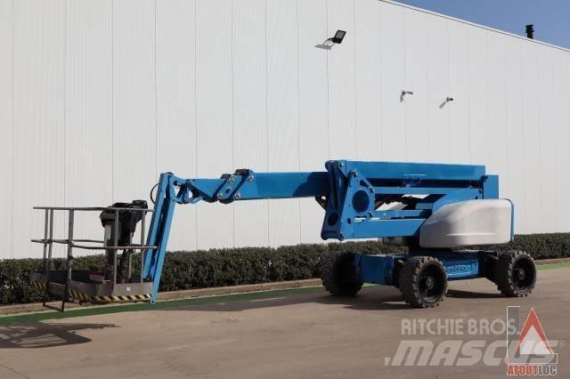 Niftylift HR28 관절형 전동이동 리프트