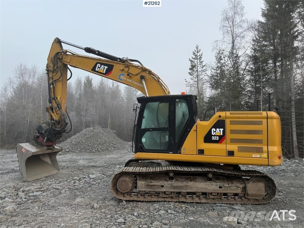 CAT 323 대형 굴삭기 29톤 이상