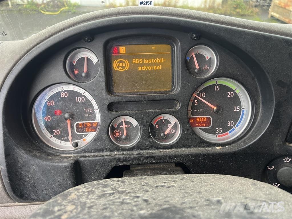 DAF FA 4x2 탑차 트럭