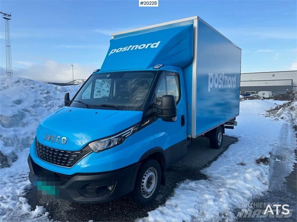 Iveco 35S16 패널 화물차