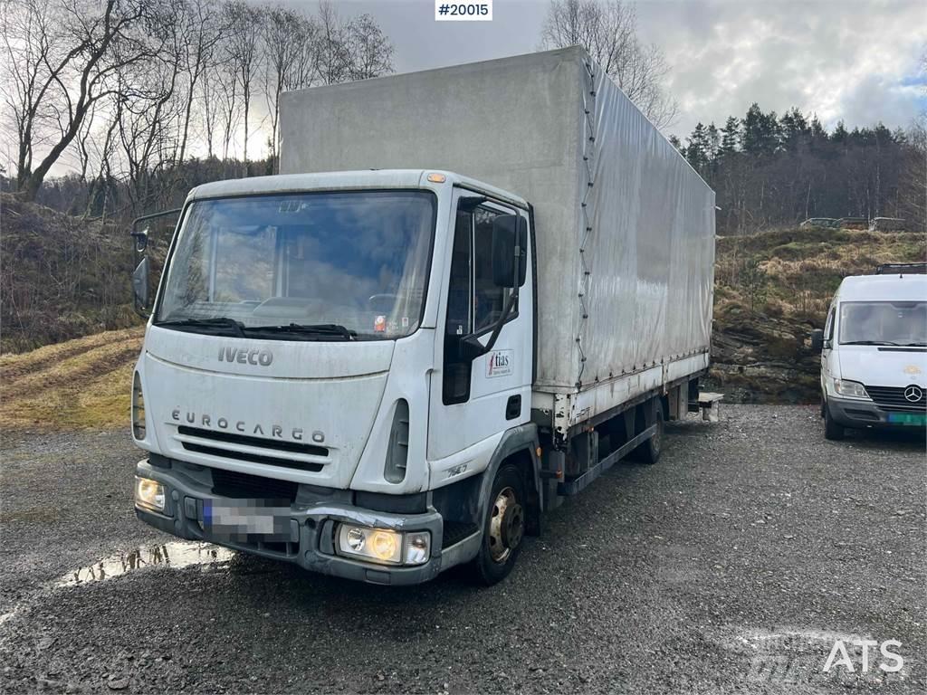 Iveco 75 탑차 트럭