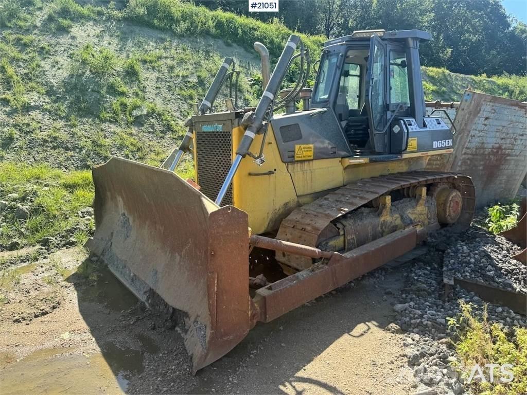 Komatsu D65EX Dozer 크롤러 도저