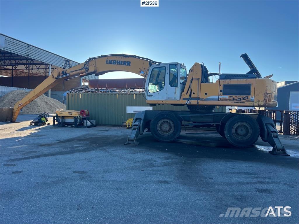 Liebherr A934C  휠 굴삭기