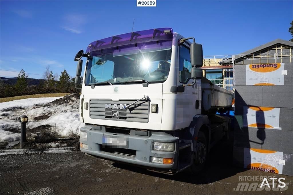 MAN TGM 18.330 훅 리프트 트럭