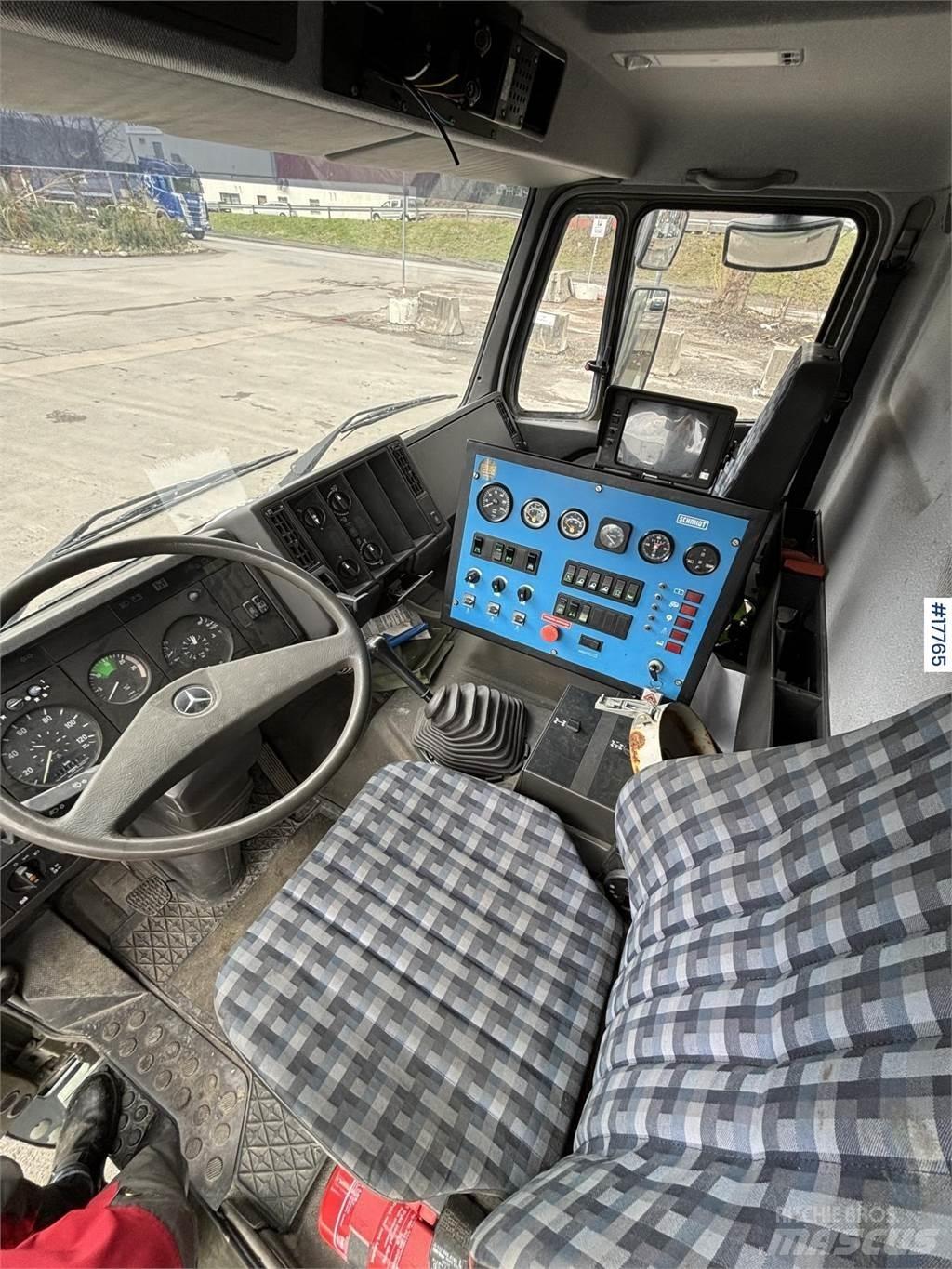Mercedes-Benz 1824 청소 트럭