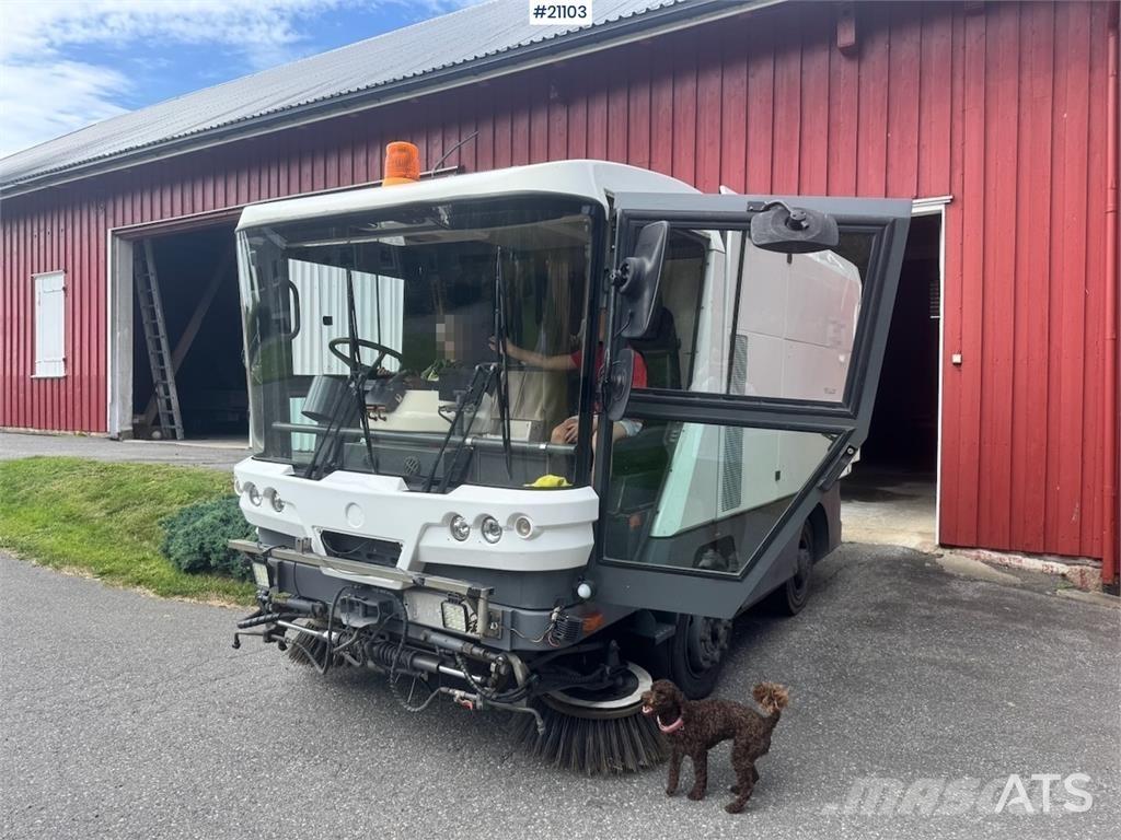 Ravo 540 Sweeper. 청소 트럭