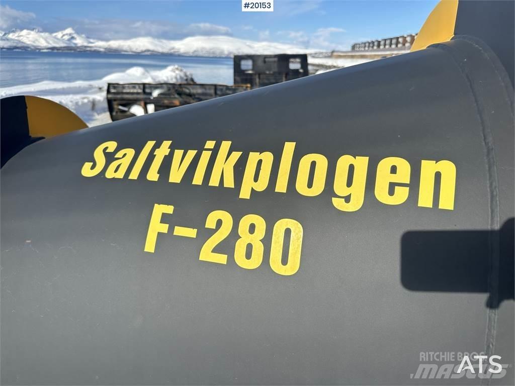  Saltvikplogen F-280 건설 장비 - 기타
