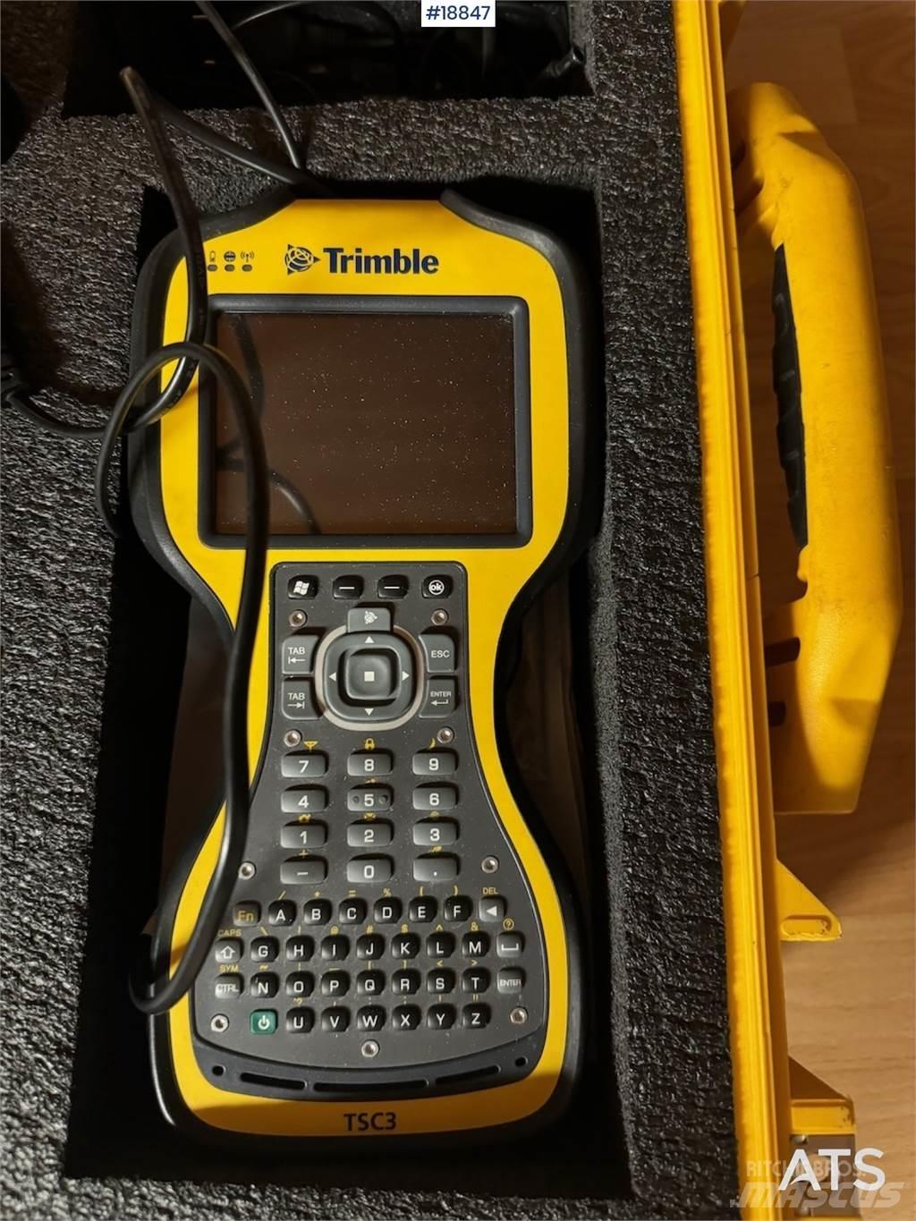Trimble GPS m/ radio. 건설 장비 - 기타