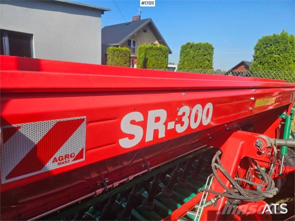Agromasz SR 300 드릴