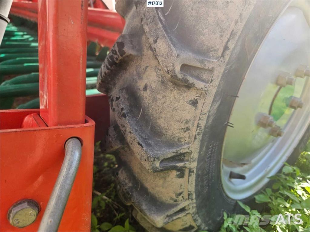 Agromasz SR 300 드릴