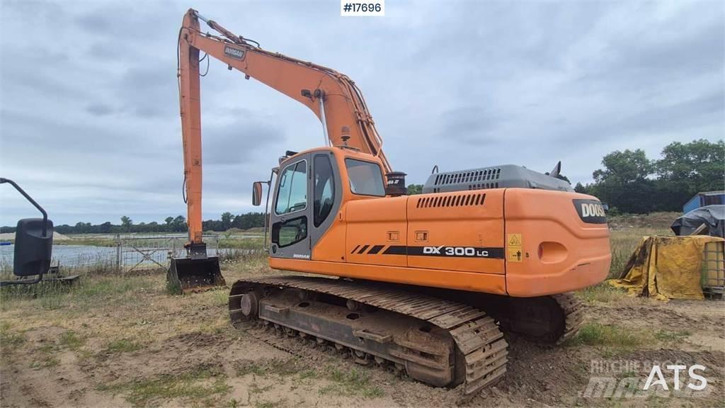 Doosan DX 300 LC 대형 굴삭기 29톤 이상