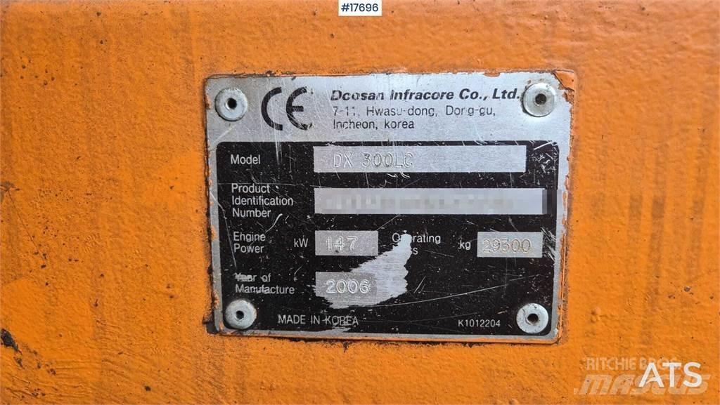 Doosan DX 300 LC 대형 굴삭기 29톤 이상