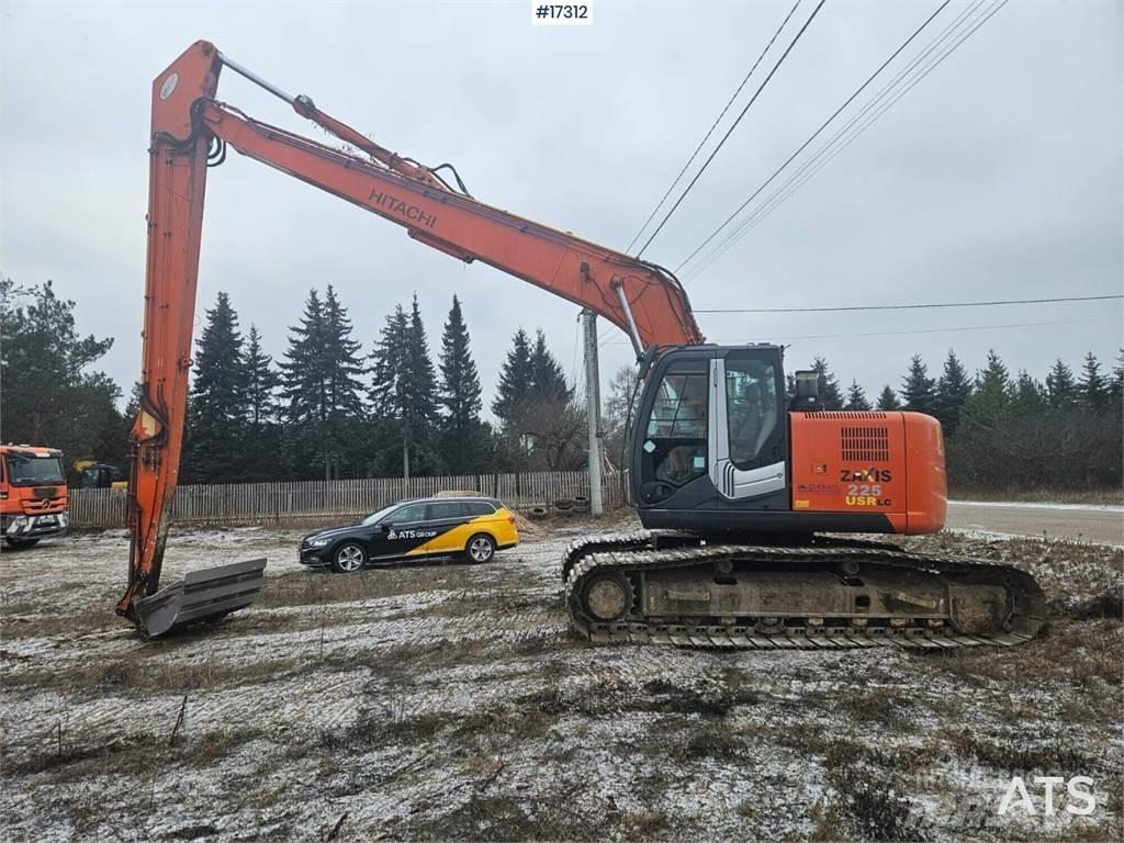 Hitachi ZX 225 US LC 대형 굴삭기 29톤 이상