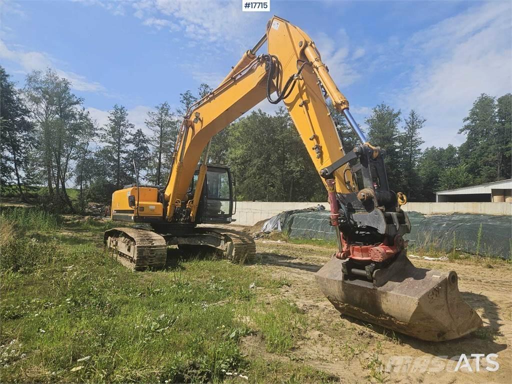 Hyundai 250 LC- 7A 대형 굴삭기 29톤 이상