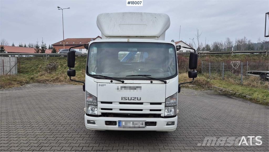 Isuzu N2R 크레인 트럭
