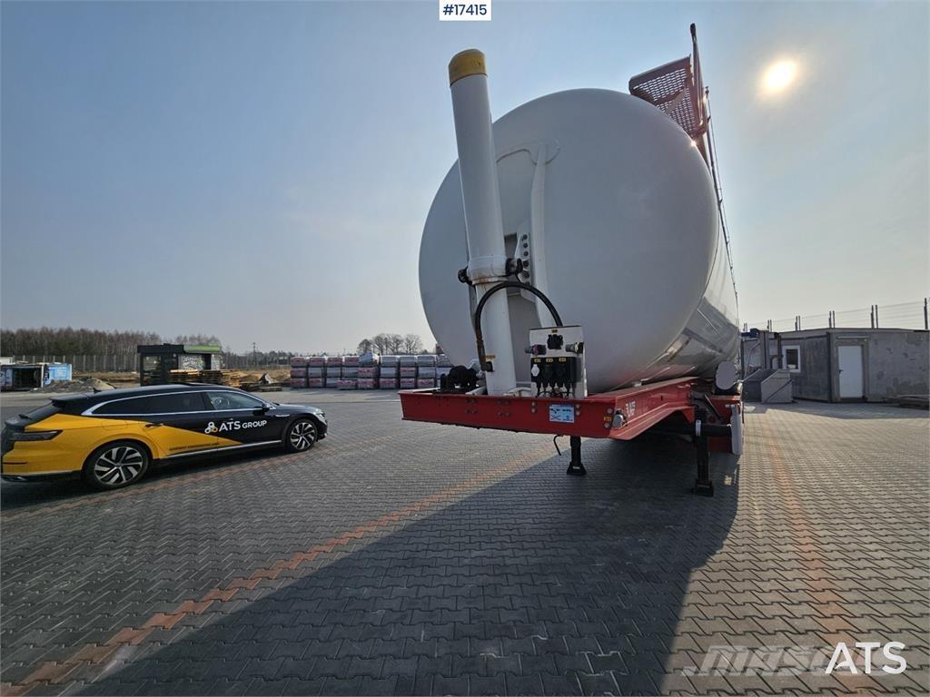 LAG 0-3-TI 탱커 세미 트레일러