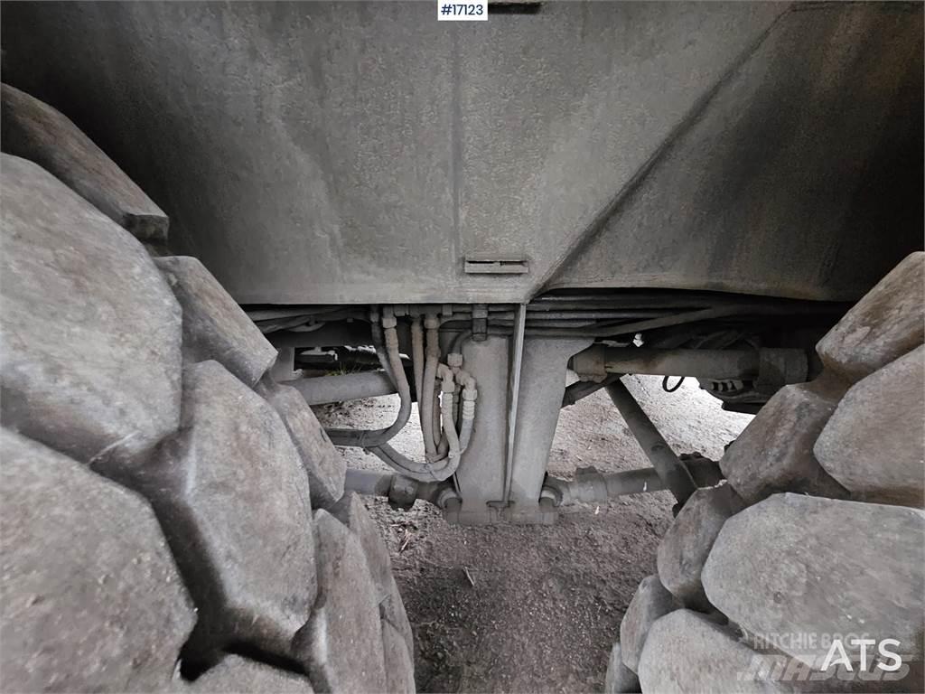 Liebherr 1050-1 A/T 크레인