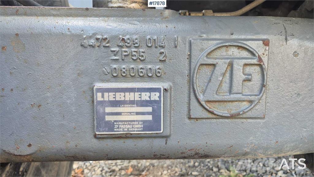 Liebherr A 900C  휠 굴삭기