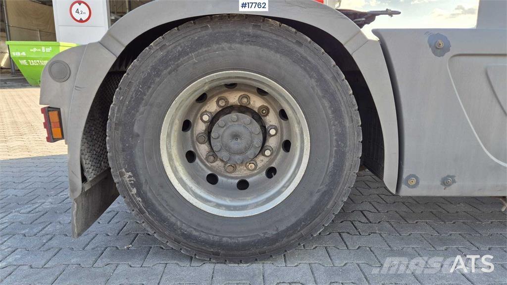 Mercedes-Benz 1846 트랙터 유닛