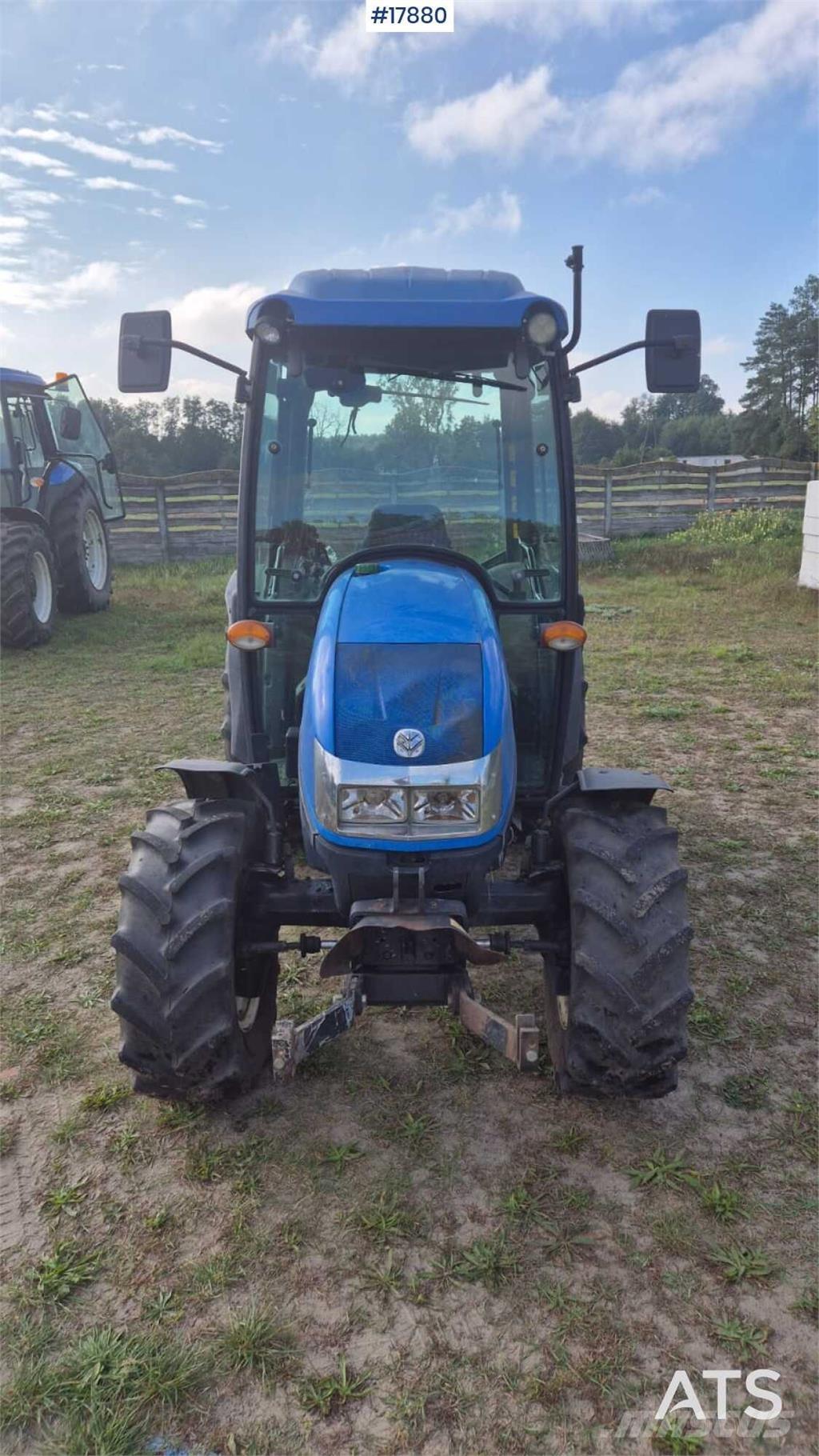 New Holland T 3040 트랙터