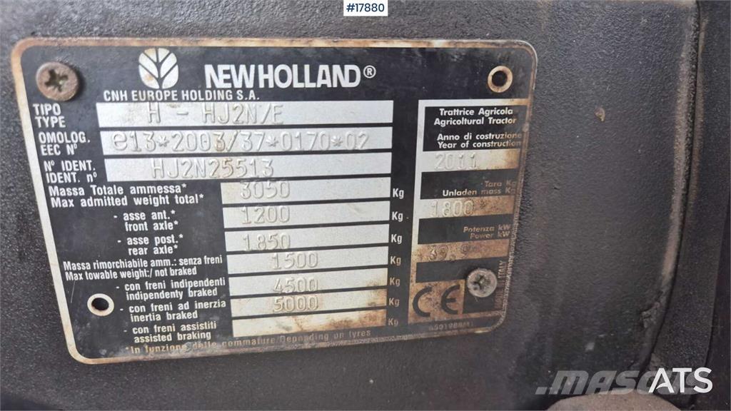 New Holland T 3040 트랙터