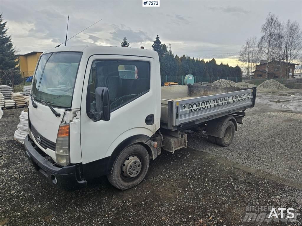 Nissan Cabstar 덤프 트럭