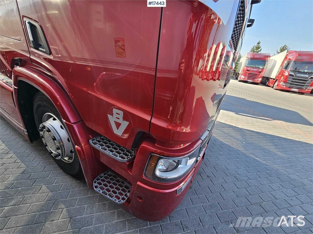 Scania R530 V8 트랙터 유닛