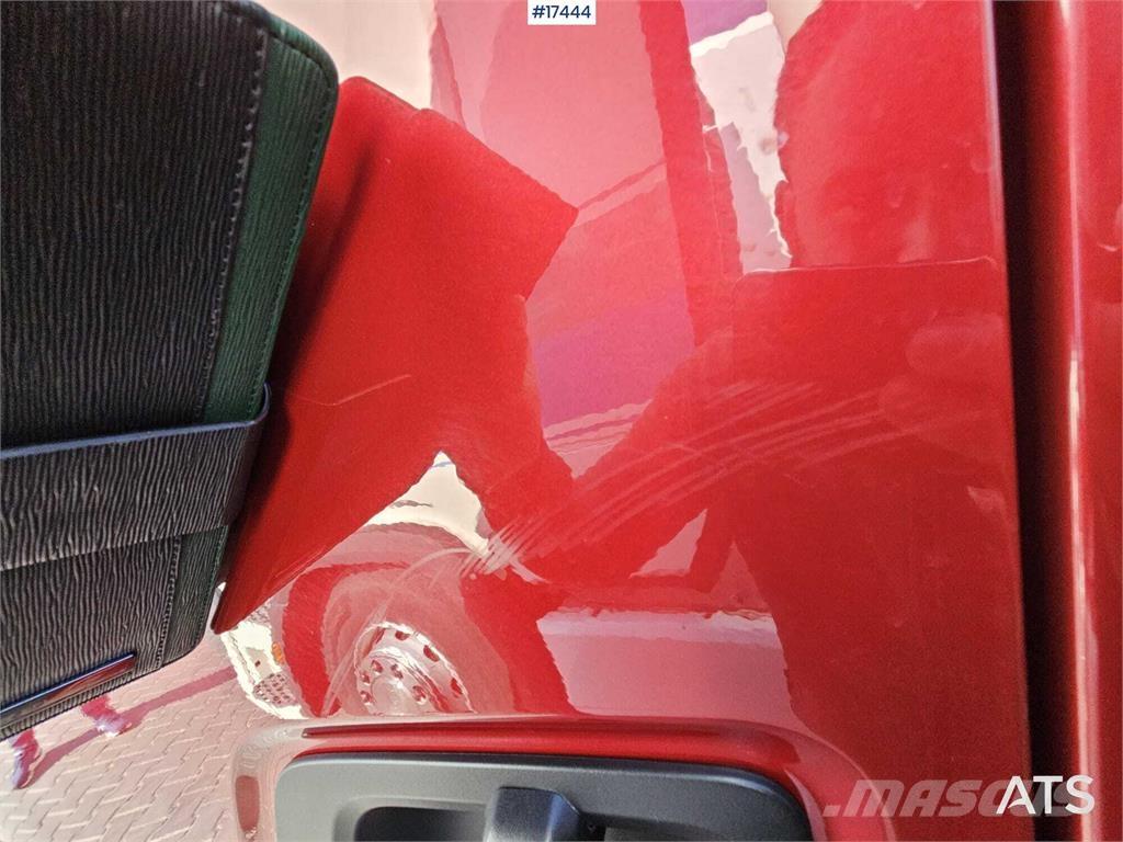 Scania R530 V8 트랙터 유닛