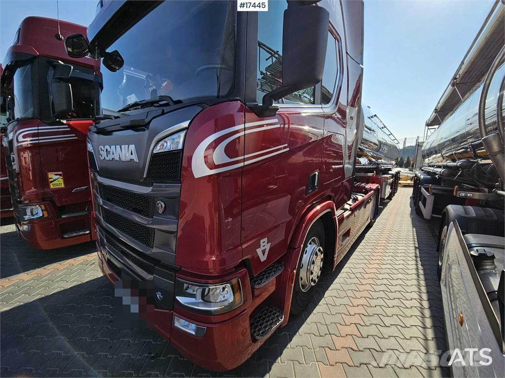 Scania R530 V8 트랙터 유닛