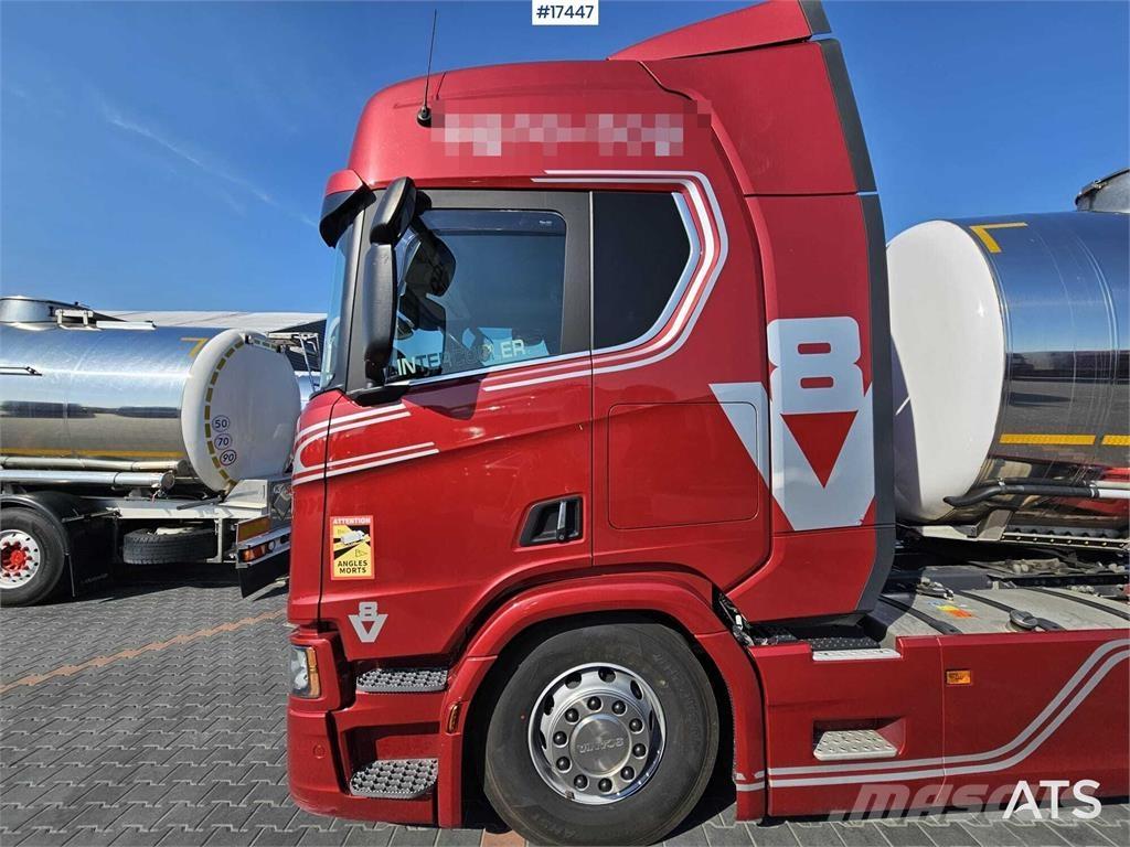 Scania R530 V8 트랙터 유닛