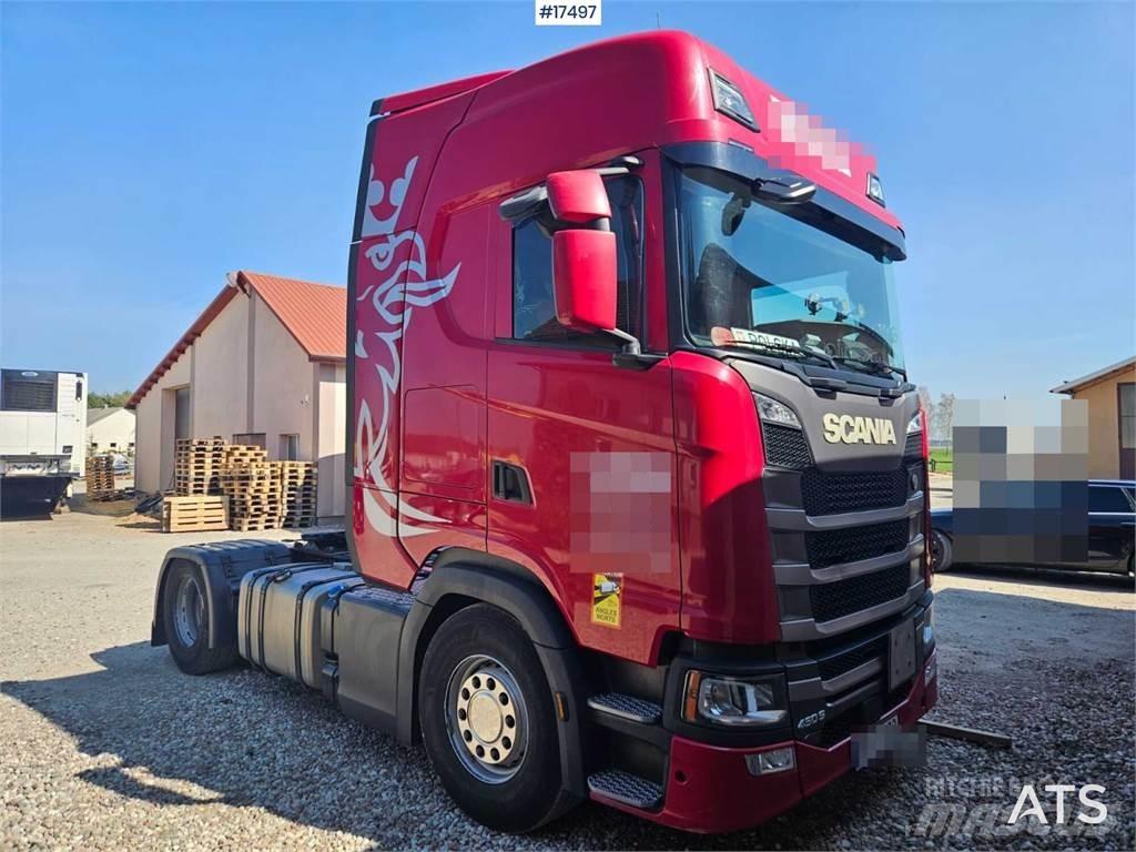 Scania S450 트랙터 유닛