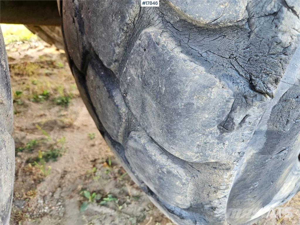 Volvo A 30 연결식 홀러