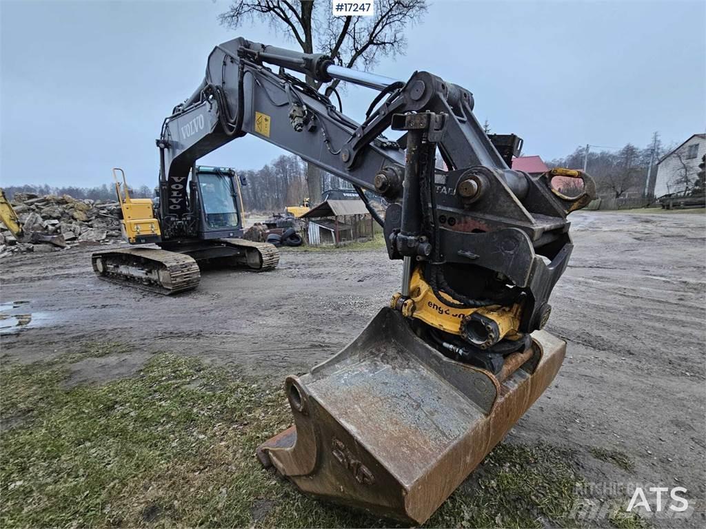 Volvo EC220DL 대형 굴삭기 29톤 이상