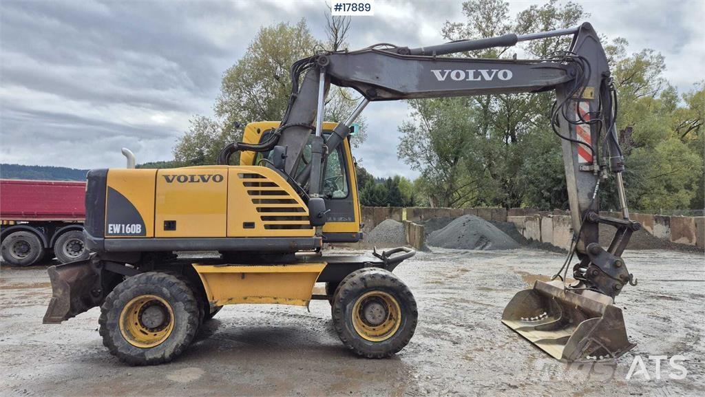 Volvo EW160B  휠 굴삭기