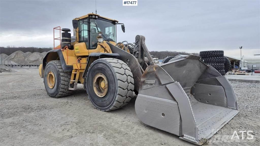 Volvo L220H  휠로우더