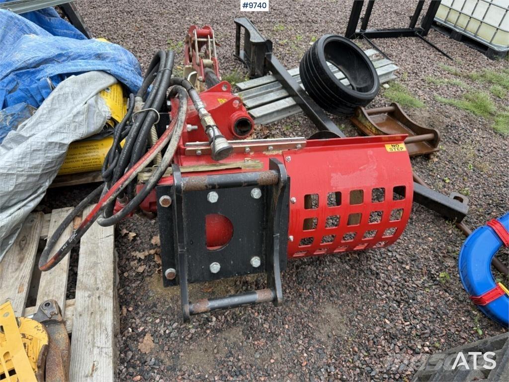 Auger Torque XHD 900 백호