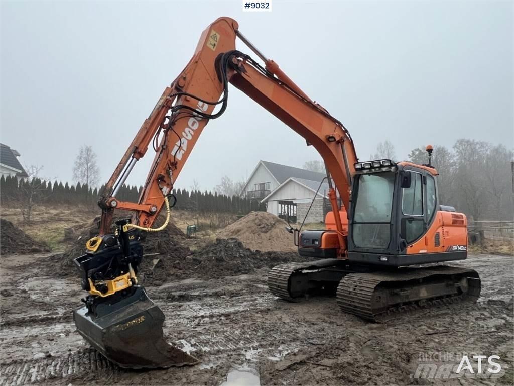Doosan DX140LC 대형 굴삭기 29톤 이상