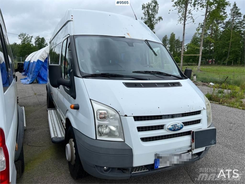 Ford Transit 미니 버스