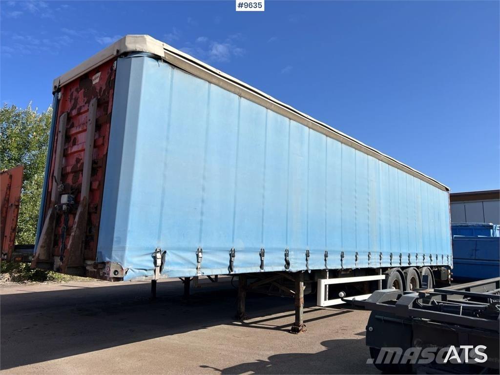 Fruehauf SS136/P3S 커튼사이더 세미 트레일러