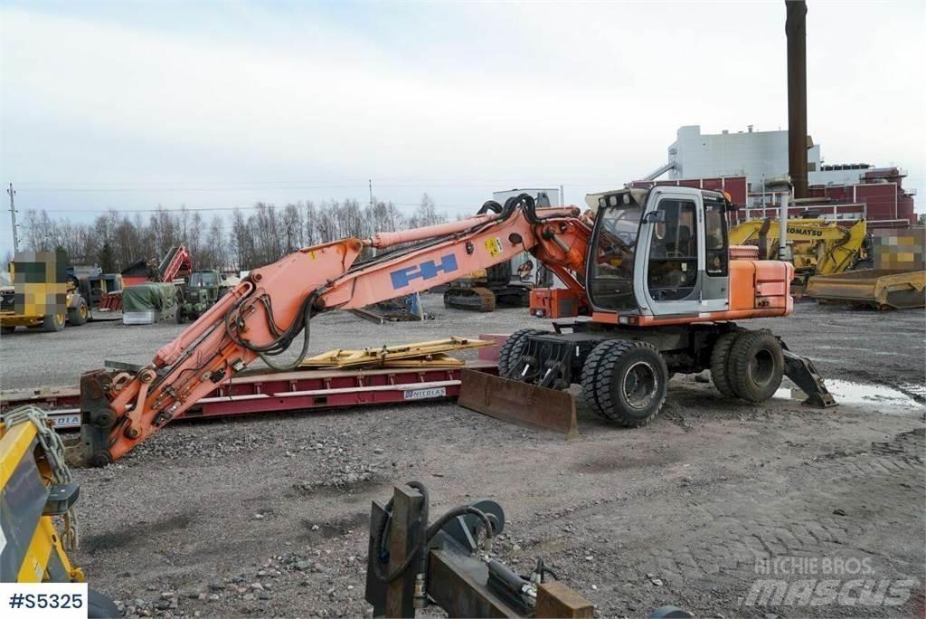 Hitachi EX165W  휠 굴삭기