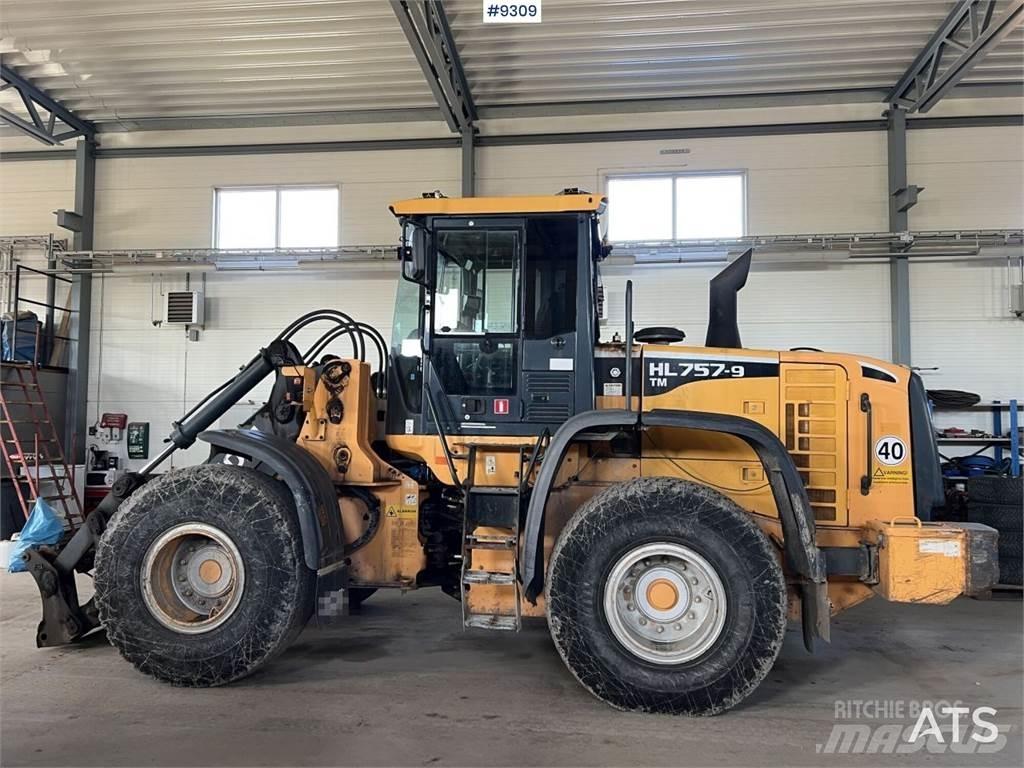 Hyundai HL757TM-9 휠 도저